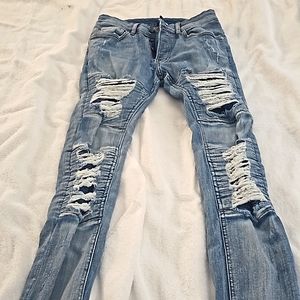 Divided Skinny Jeans